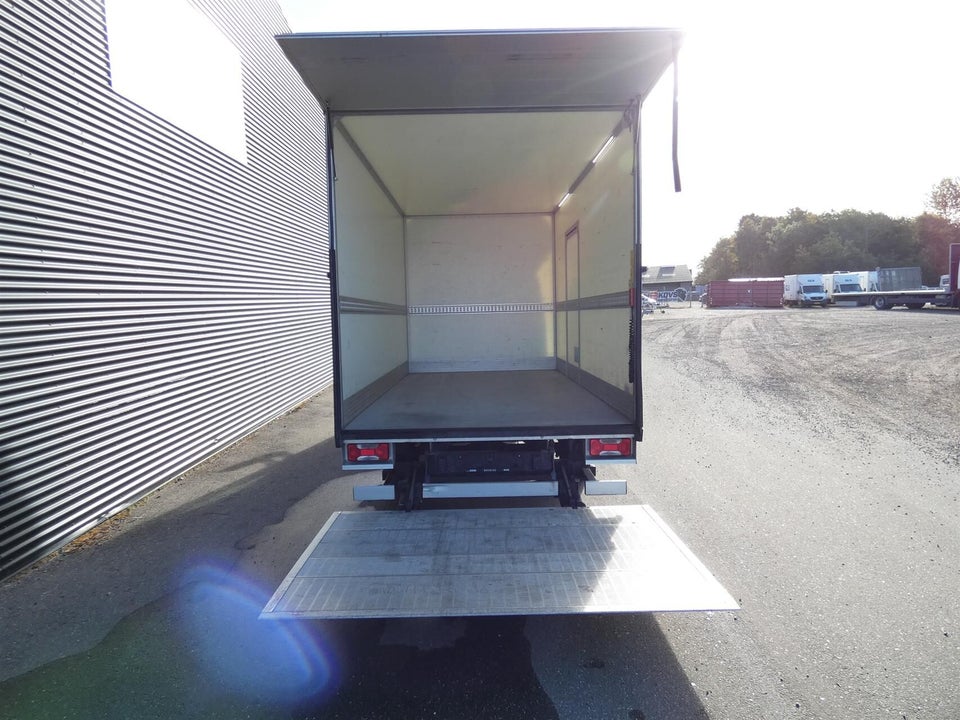 Iveco Daily 2,3 35S16 Alukasse m/lift AG8 2d