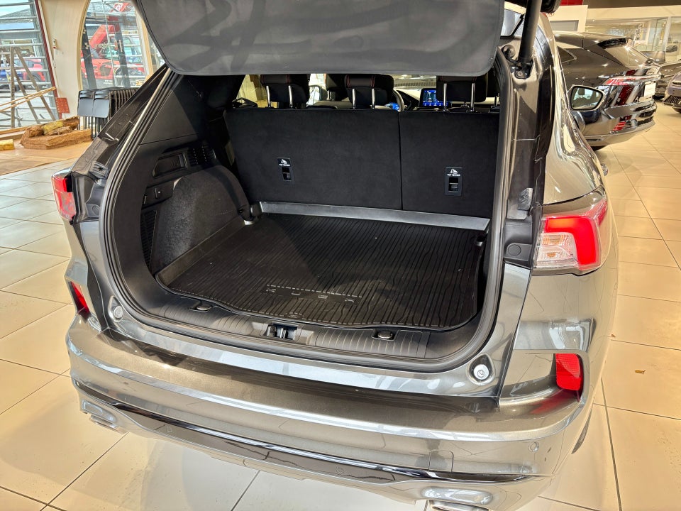 Ford Kuga 2,5 PHEV ST-Line X CVT 5d