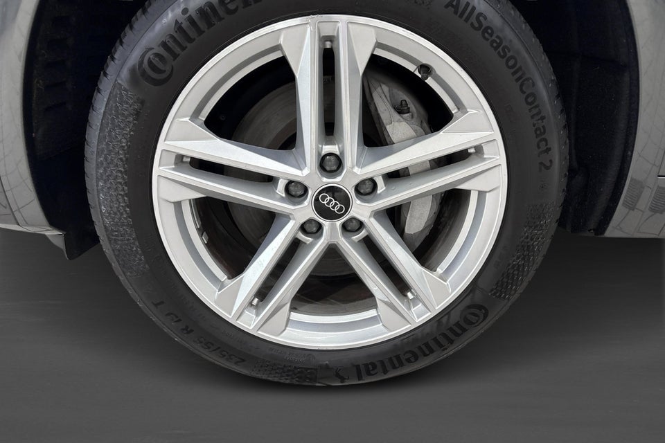 Audi Q5 50 TFSi e S-line quattro S-tr. 5d