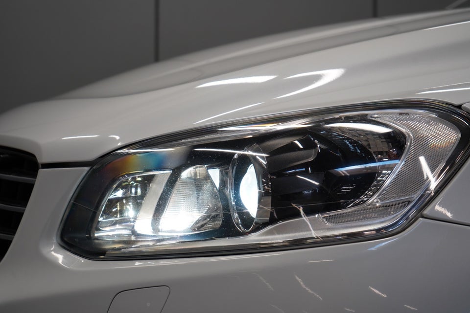 Volvo XC60 2,0 D4 190 Momentum aut. AWD 5d