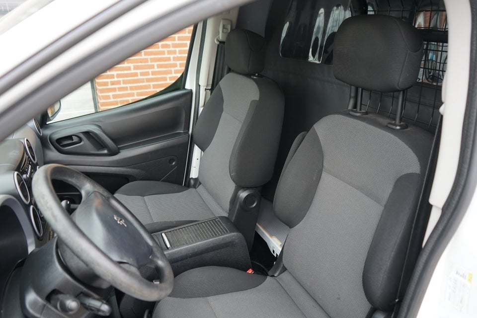 Peugeot Partner 1,6 BlueHDi 75 L1 Van 4d