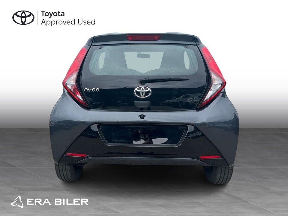Toyota Aygo 1,0 VVT-i x-plore 5d