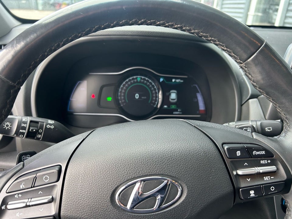 Hyundai Kona 39 EV Advanced 5d
