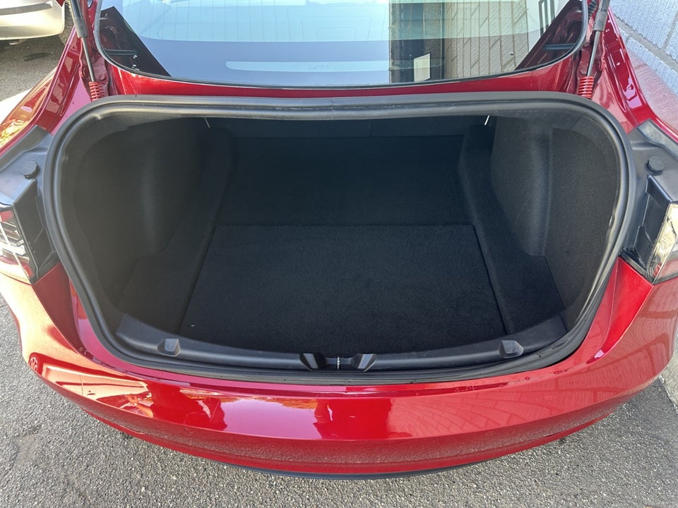 Tesla Model 3 Long Range AWD 4d