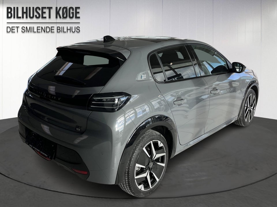 Peugeot e-208 54 GT Pack 5d