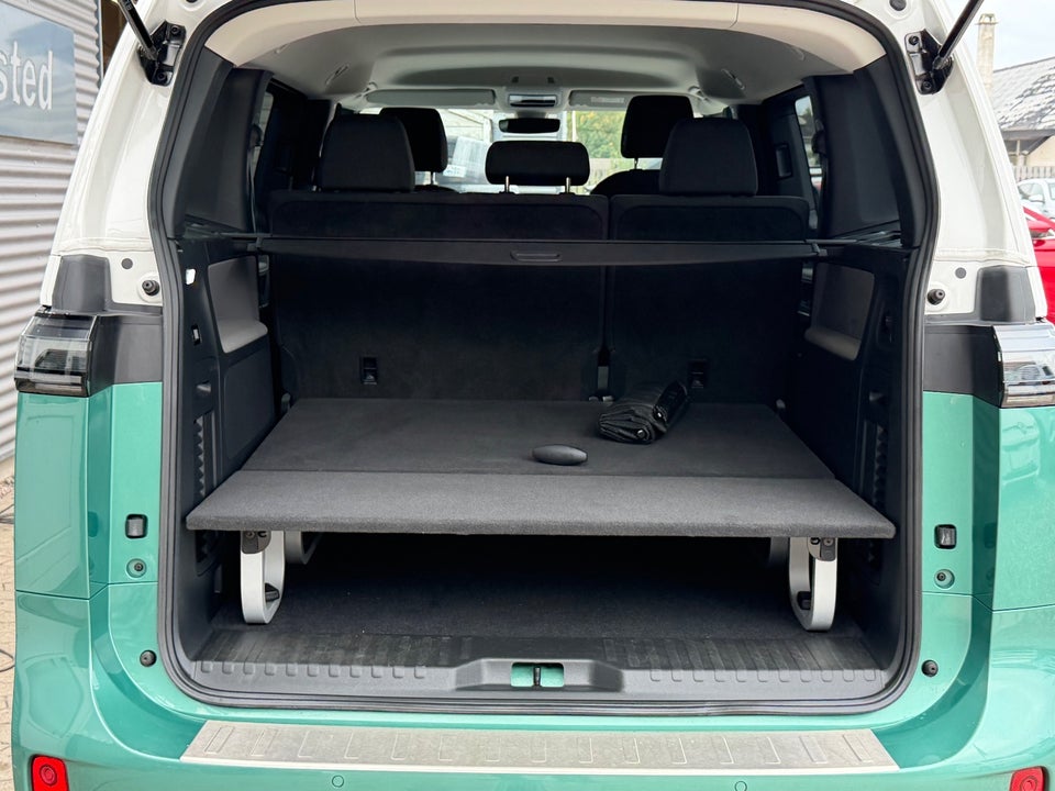 VW ID.Buzz 77 Pro SWB 5d