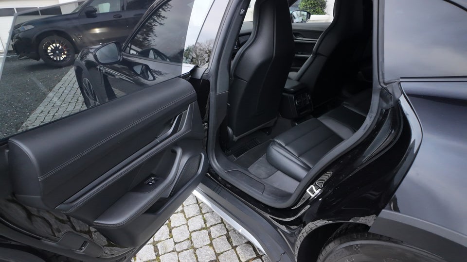 Porsche Taycan 4 Performance+ Cross Turismo 5d