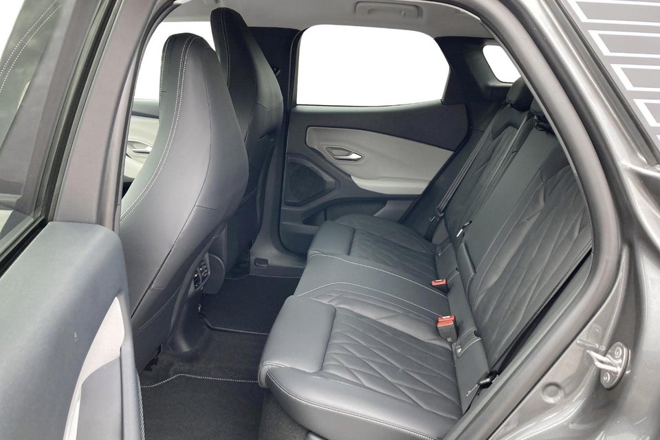 Ford Explorer 77 Premium Extended Range 5d