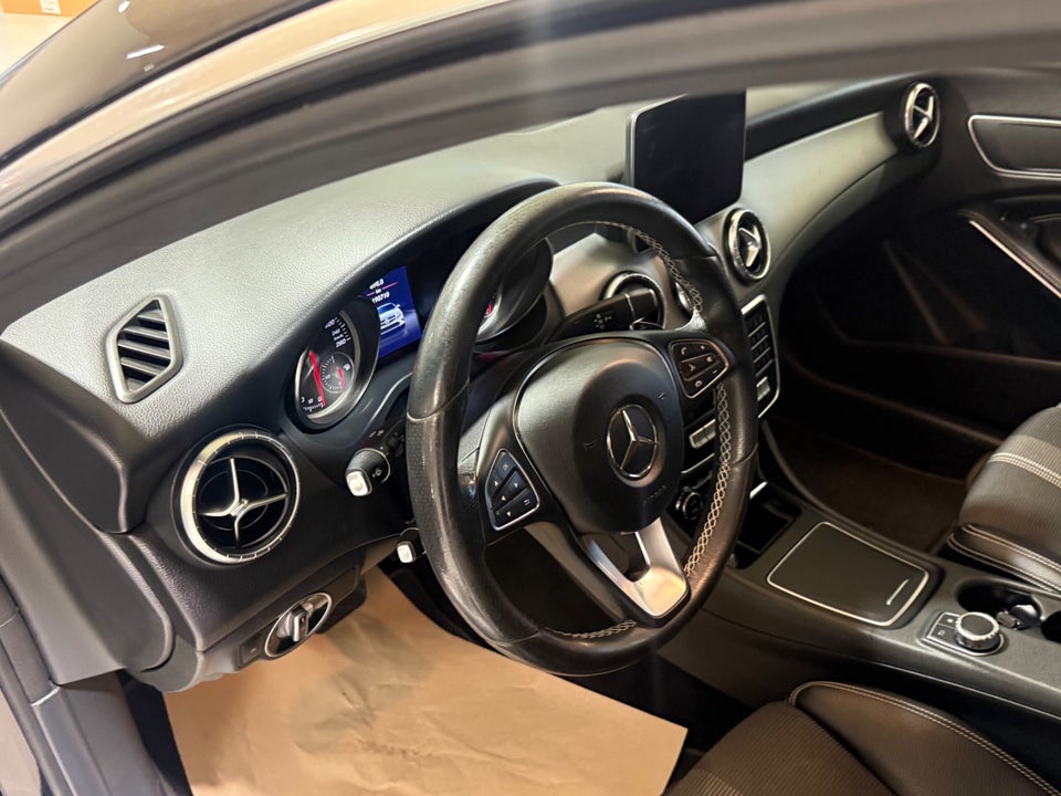 Mercedes CLA220 d 2,2 Shooting Brake aut. 5d