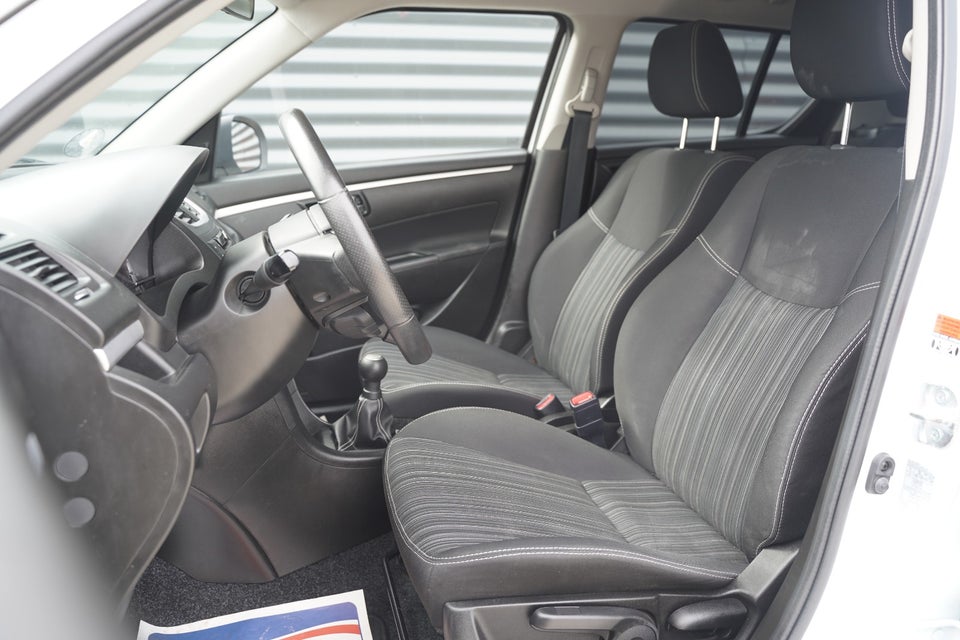 Suzuki Swift 1,2 Dualjet Sport 20th Anniversary 5d