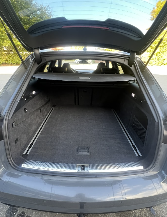 Audi A6 3,0 TDi 326 S-line Avant quattro Tiptr. 5d