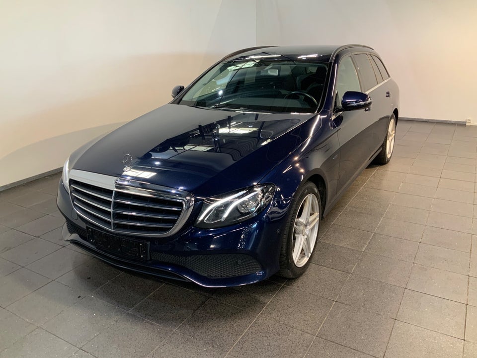 Mercedes E300 de 2,0 stc. aut. 5d