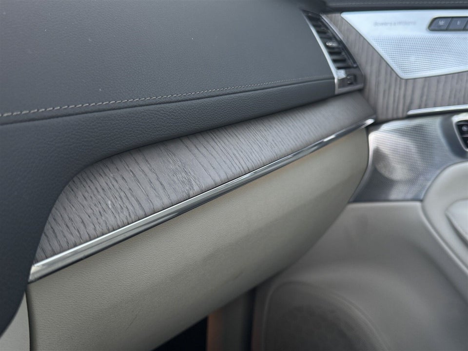 Volvo XC90 2,0 T8 ReCharge Ultimate Bright aut. AWD 7prs 5d