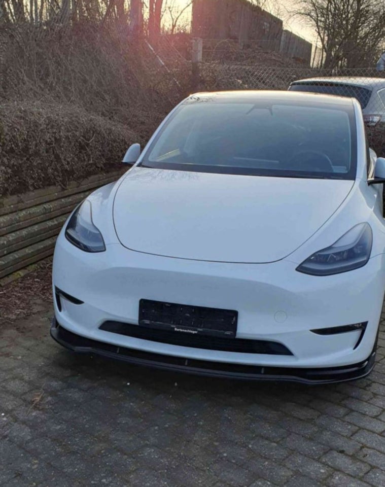 Tesla Model Y Performance AWD 5d