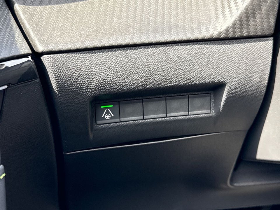 Peugeot e-208 54 GT Pack 5d