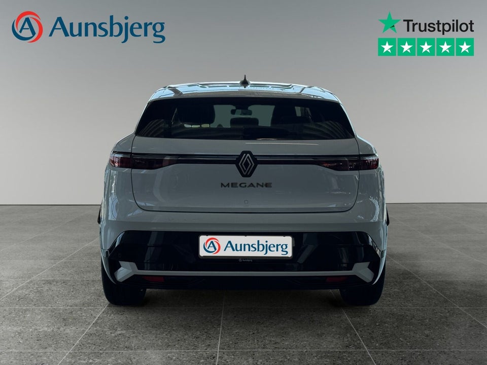 Renault Megane E-Tech 40 Equilibre 5d