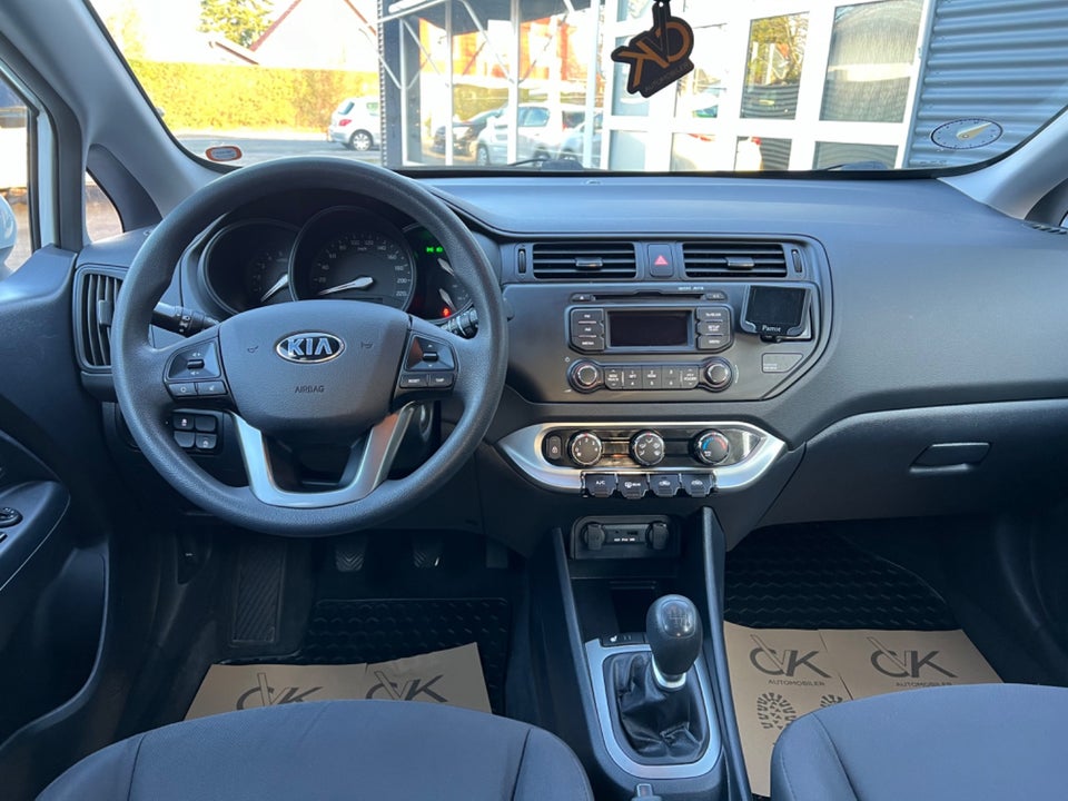 Kia Rio 1,1 CRDi 75 Limited 5d