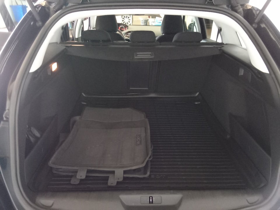 Peugeot 308 1,5 BlueHDi 130 Style SW 5d