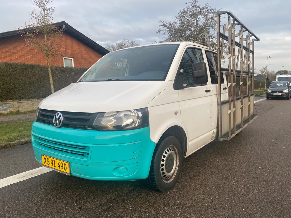VW Transporter 2,0 TDi 140 Db.Kab m/lad 4d