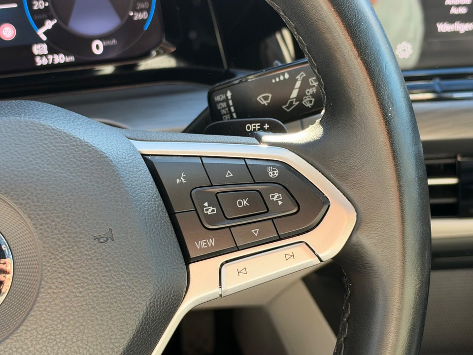VW Golf VIII 1,4 eHybrid DSG 5d