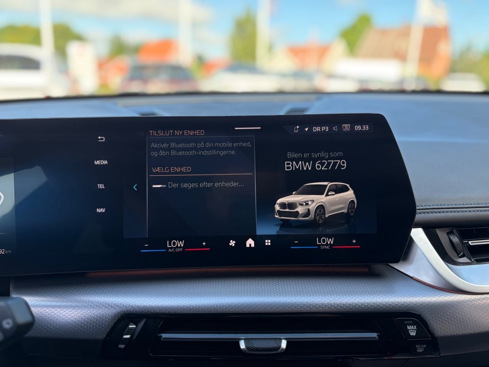 BMW iX1 eDrive20 M-Sport 5d