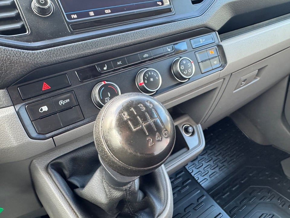 VW Crafter 35 2,0 TDi 177 Kassevogn L3H3