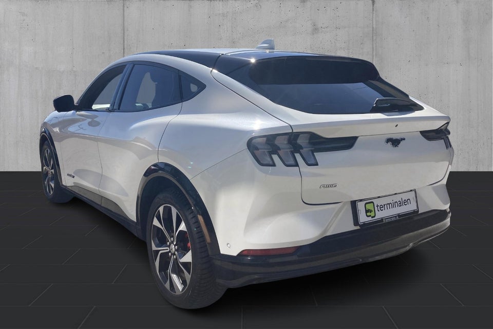 Ford Mustang Mach-E 91 Extended Range AWD 5d