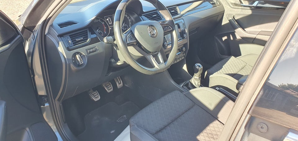 Skoda Rapid 1,0 TSi 95 Ambition Spaceback 5d