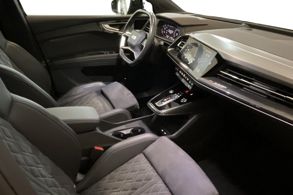 Audi Q4 e-tron 40 S-line 5d