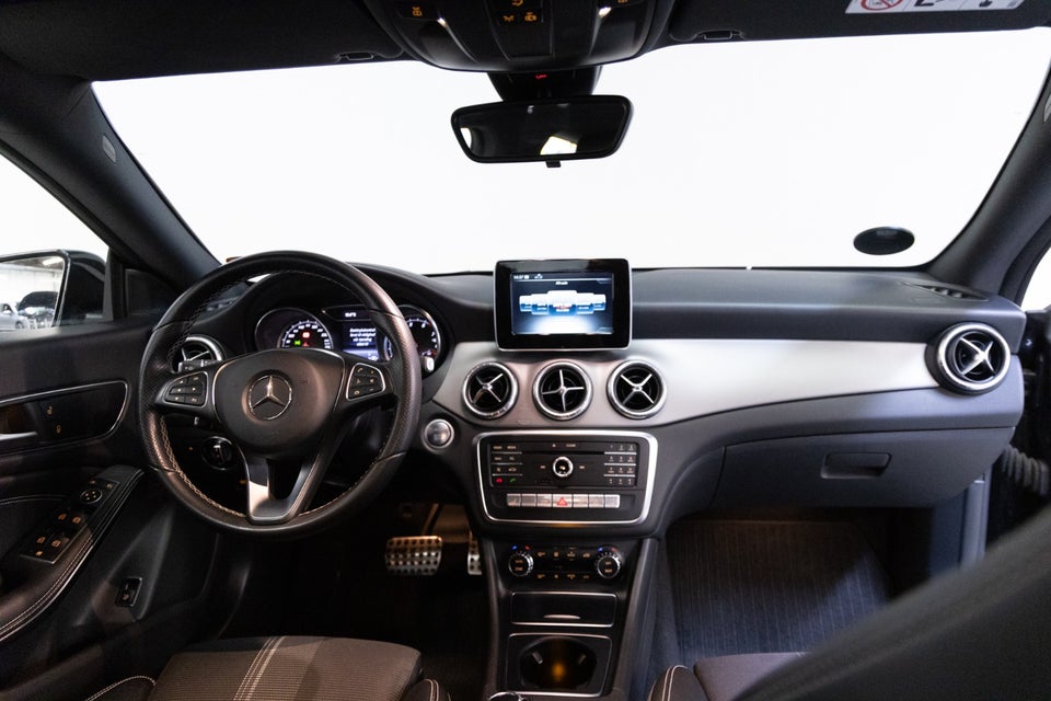 Mercedes CLA200 1,6 Coupé aut. 4d