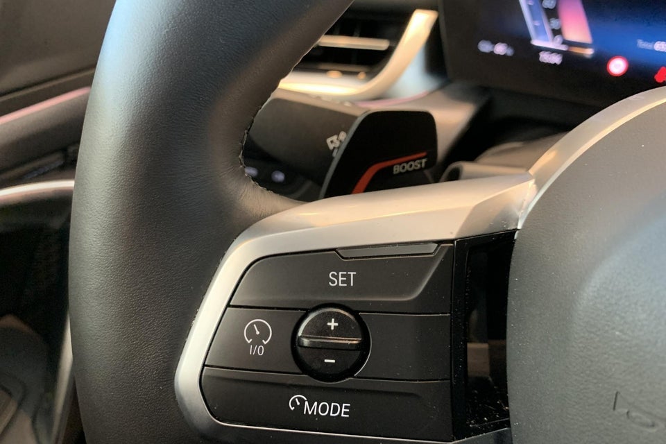 BMW iX1 eDrive20 M-Sport 5d