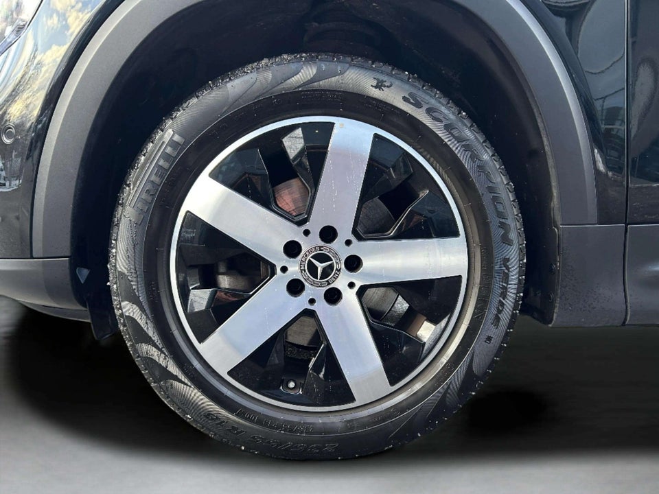 Mercedes GLB200 1,3 Progressive Line aut. 5d