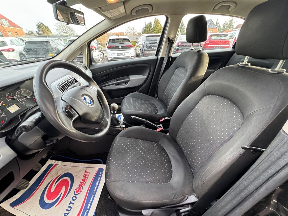 Fiat Punto 1,4 16V Dynamic 5d