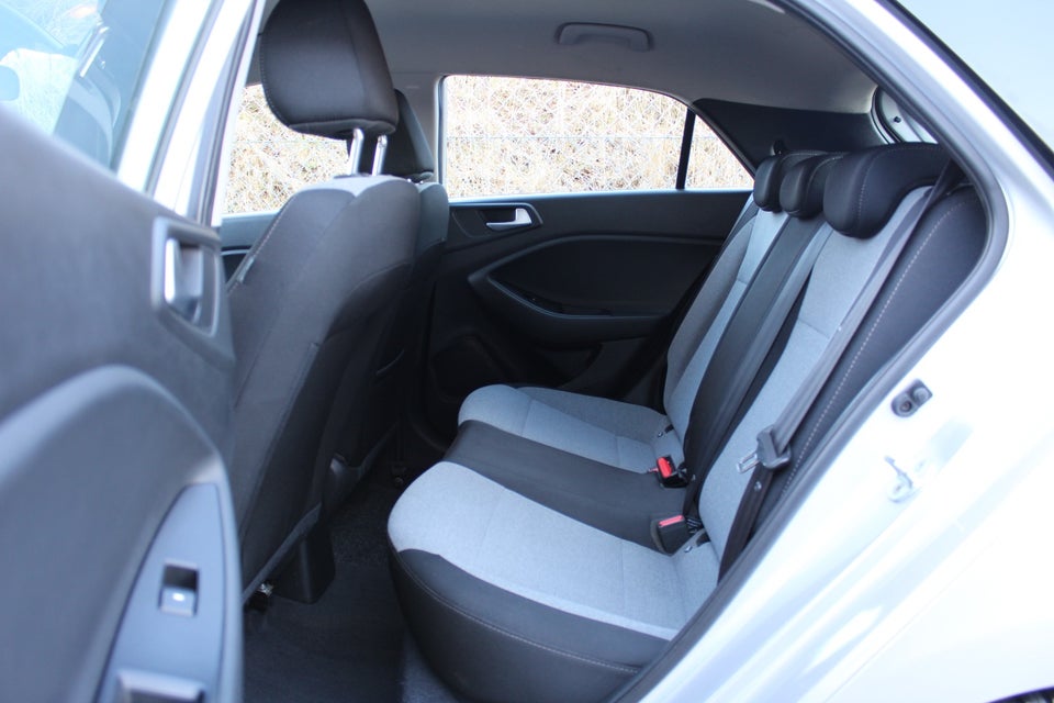 Hyundai i20 1,4 CRDi 90 Trend 5d