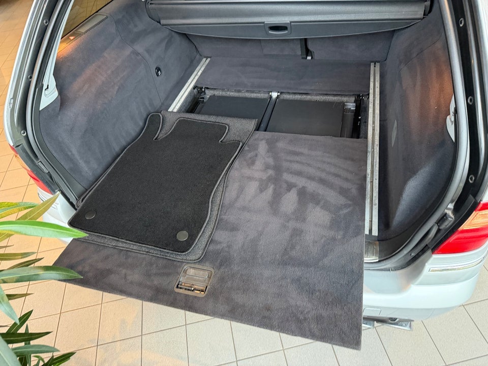 Mercedes E55 5,4 AMG stc. aut. 5d