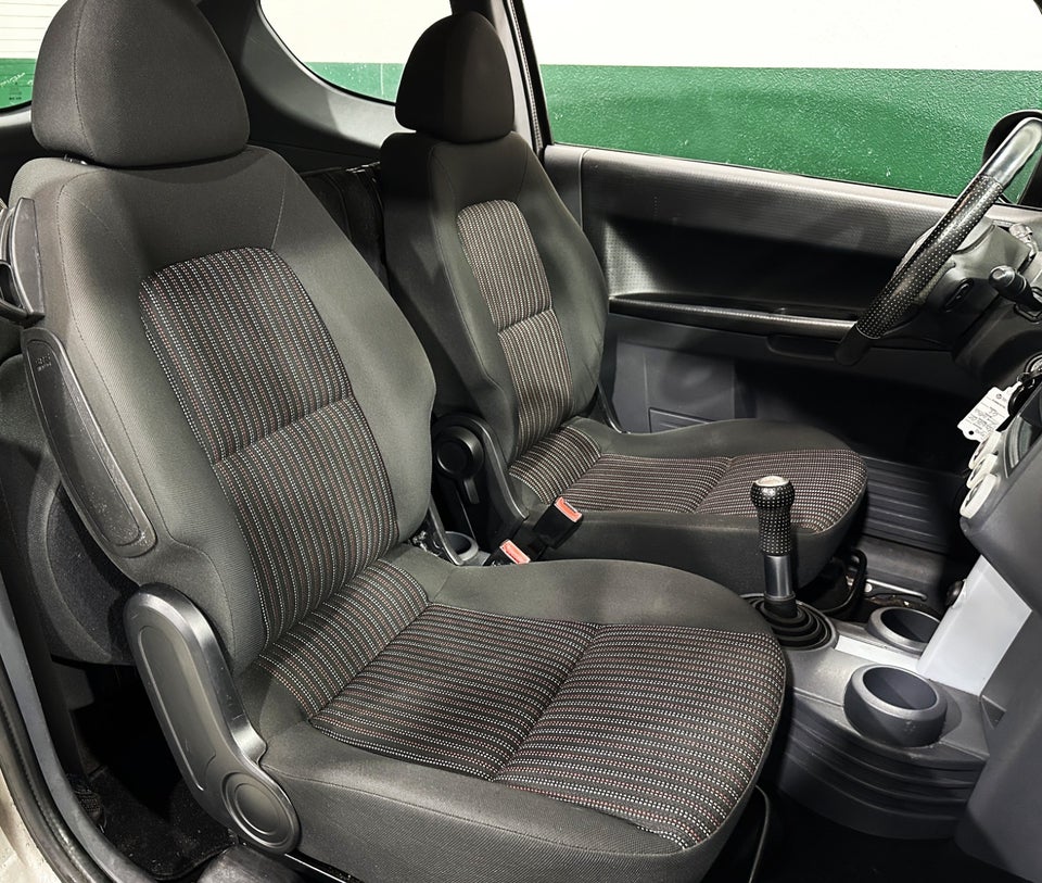 Mitsubishi Colt 1,1 Inform Coolpack 3d