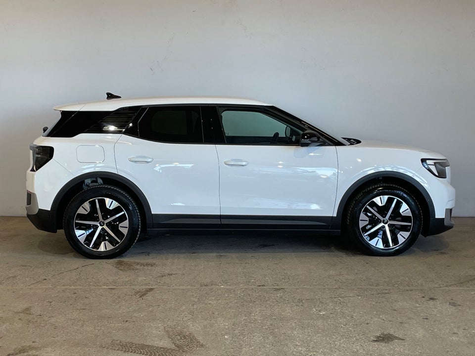 Ford Explorer 82 Select Extended Range Van 5d