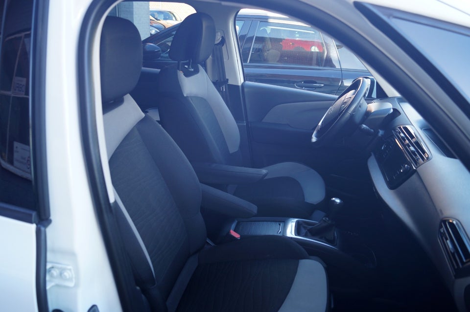 Citroën C4 Picasso 1,2 PureTech 130 Seduction 5d