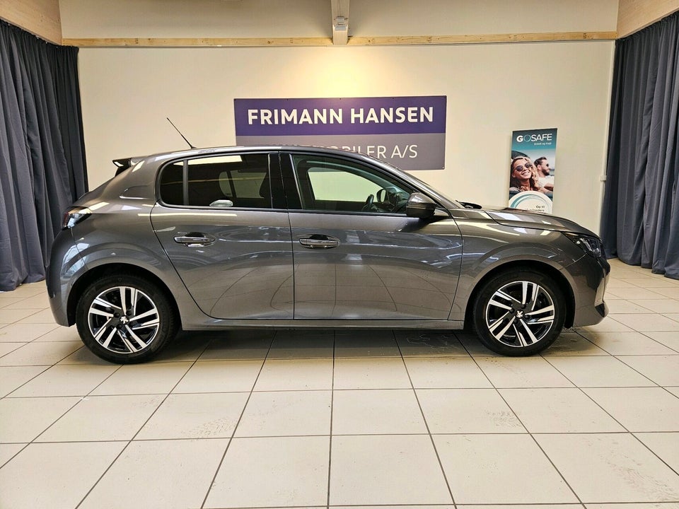 Peugeot 208 1,2 PureTech 100 Allure Sky 5d