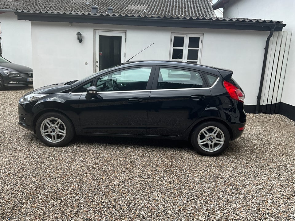 Ford Fiesta 1,0 SCTi 100 Titanium 5d