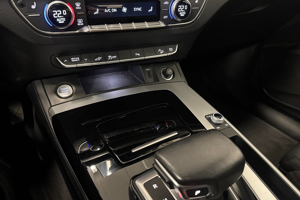 Audi Q5 50 TFSi e Prestige quattro S-tr. 5d