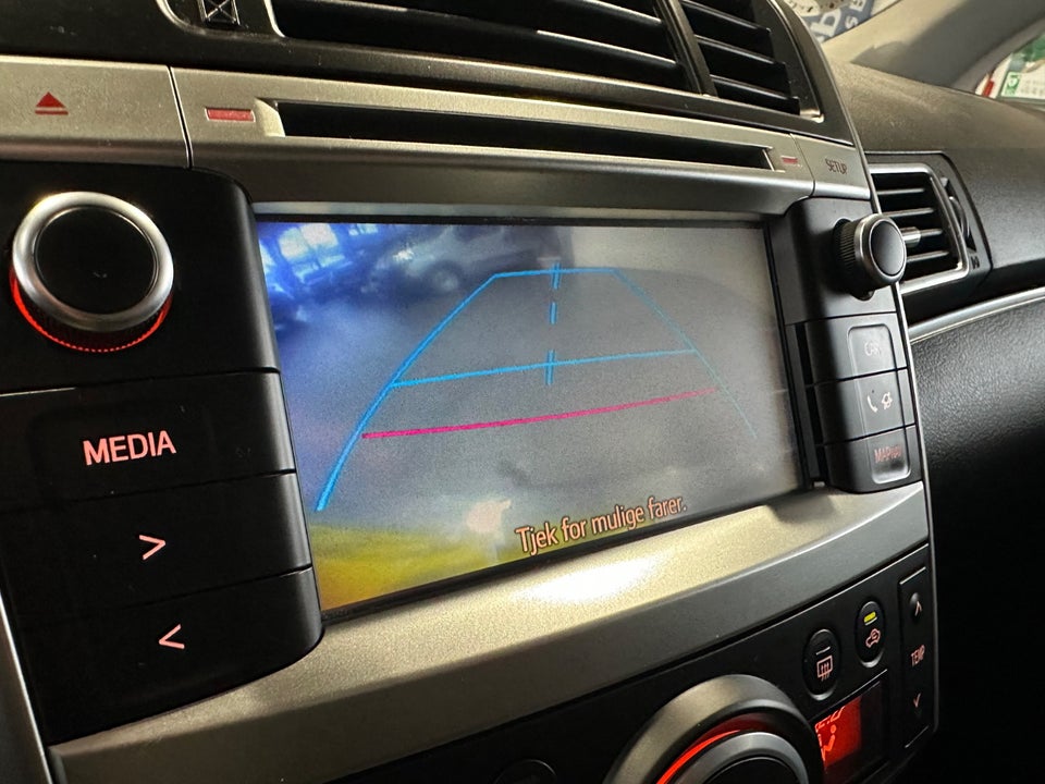 Toyota Sportsvan 1,8 VVT-i T2 Touch MDS Van 5d