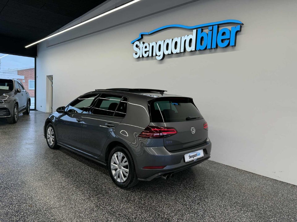 VW Golf VII 1,4 GTE DSG 5d