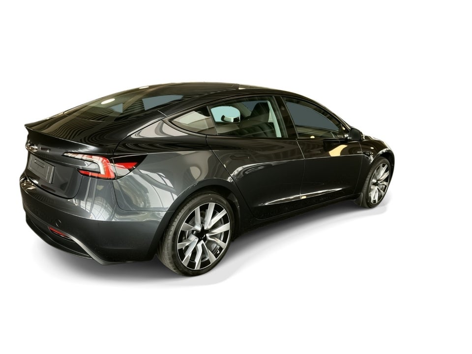 Tesla Model 3 RWD 4d