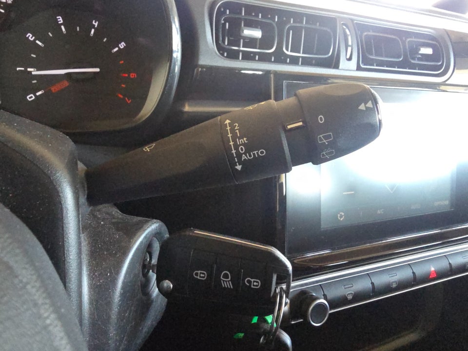 Citroën C3 1,2 PureTech 82 Feel 5d