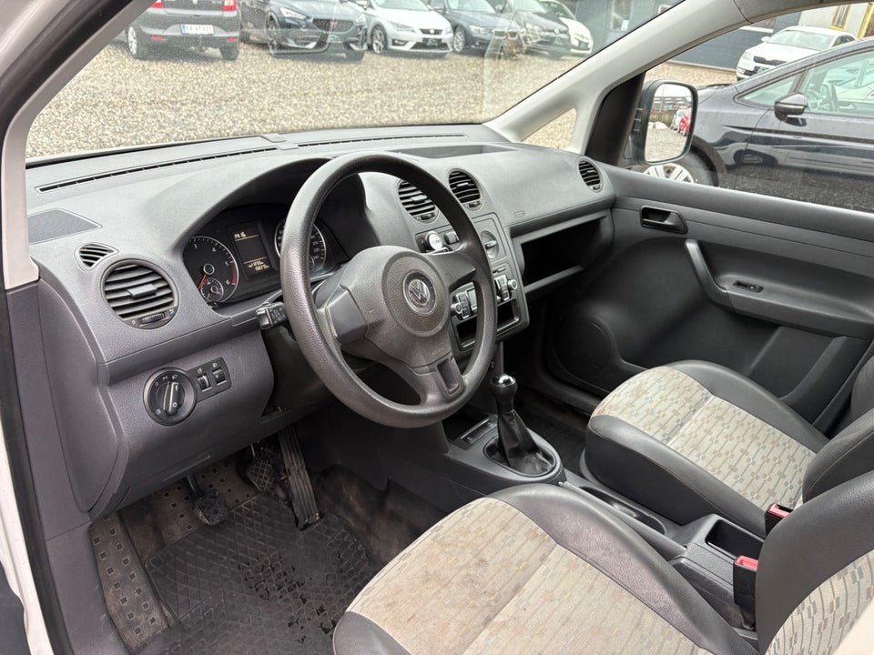 VW Caddy 1,6 TDi 75 BMT Van 5d