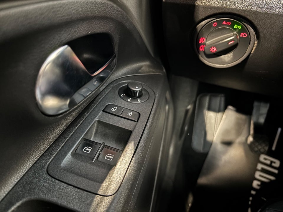 VW Up! 1,0 MPi 60 Move BMT 5d