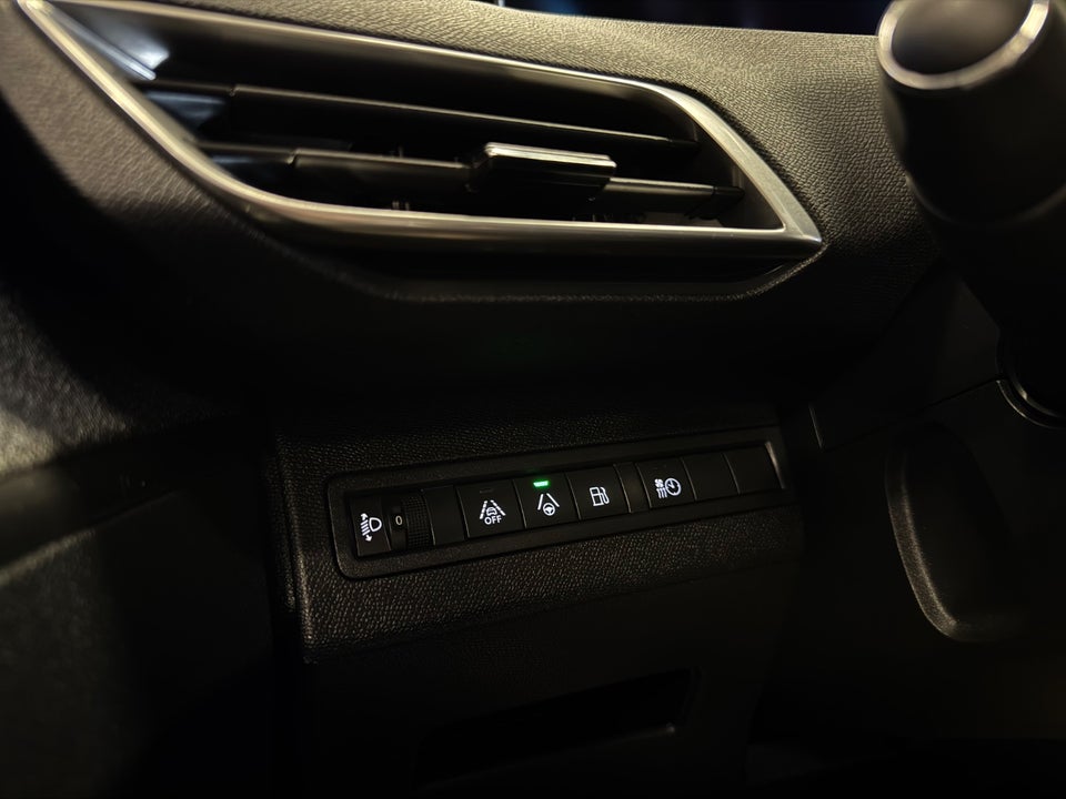 Peugeot 3008 1,6 Hybrid Allure Pack EAT8 5d