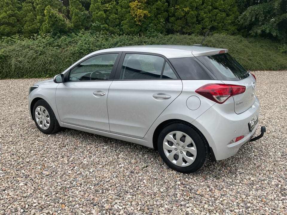 Hyundai i20 1,25 Vision 5d