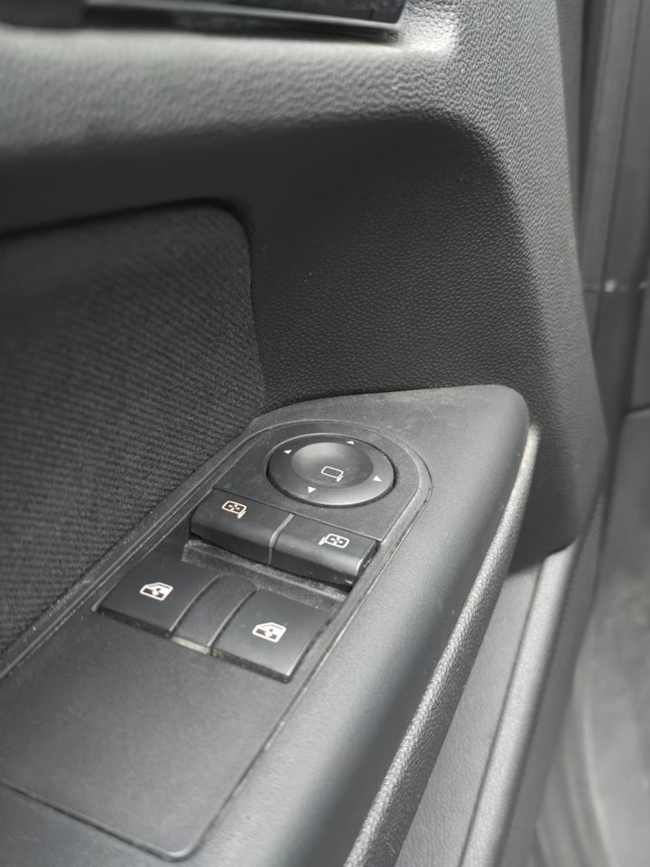 Opel Astra 1,6 16V 115 Classic Wagon 5d